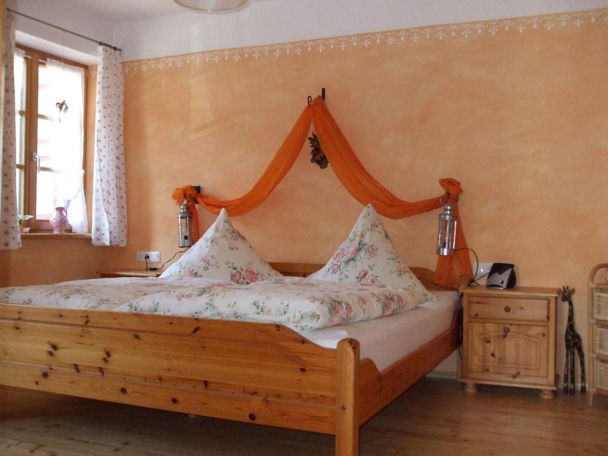Villa Weissenhof | Chiemgau Karte à Rottau Chambre photo